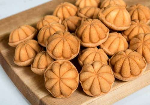 Kuih Raya Kuih Bahulu